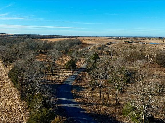 2nd image of 2 E 1170th Rd