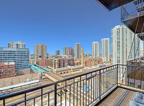 5th image of 165 N Canal St APT 1305