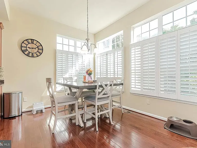 113 Setting Sun Ct — Photo 22