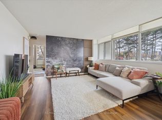 715 Don Mills Rd #103, Toronto, ON M3C1S5