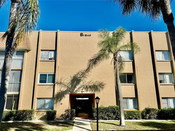 1540 GLEN OAKS DRIVE E #B-222, SARASOTA, FL 34232