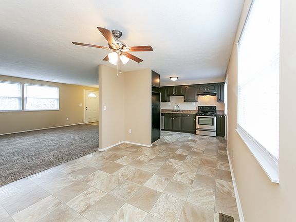 4th image of 11596 New Hope Dr