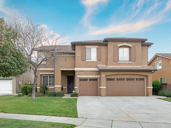 3rd image of 33543 Bellflower Pl