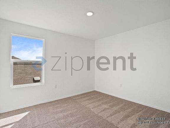 5th image of 3910 Poteet Pl