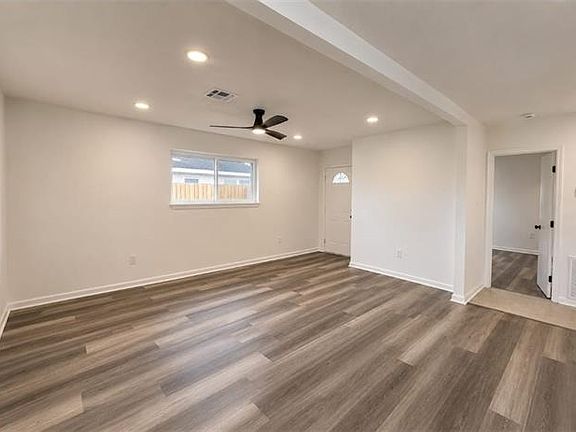 4th image of 1247 Angus Dr
