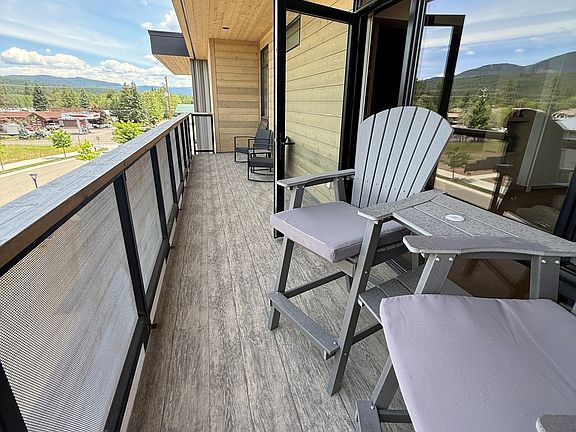 4th image of 86 Serpentine Cir #305