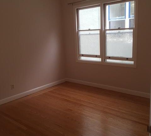 5th image of 2435 29th Ave