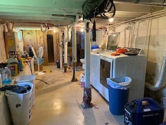 5th image of 412 N 10th St