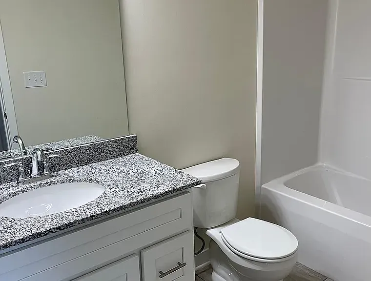 406 Lexington Ave #B — Photo 6
