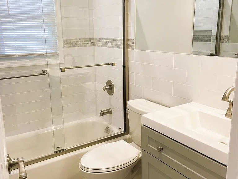 473 Franklin Blvd #MAIN — Photo 7
