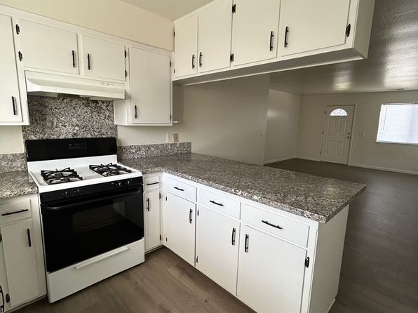 1110 W Chestnut St #B