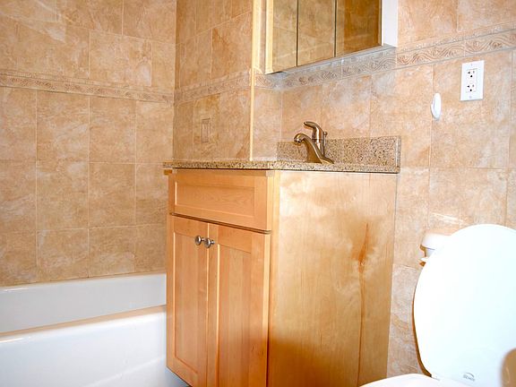 3rd image of 50 Park Ave APT 5D