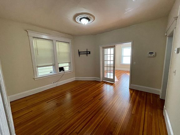 2nd image of 201 Lafayette Ave #1