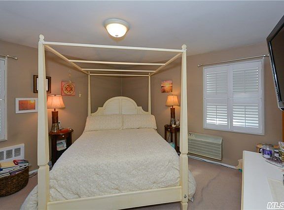 4th image of 15507 Lahn Street