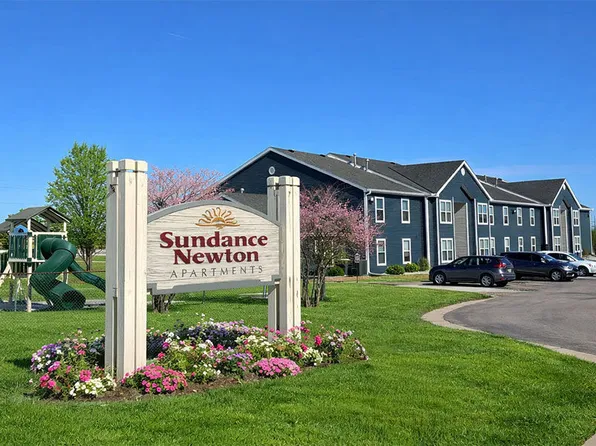 SDN - Sundance Newton, 220 E 28th St N #220208, Newton, IA 50208