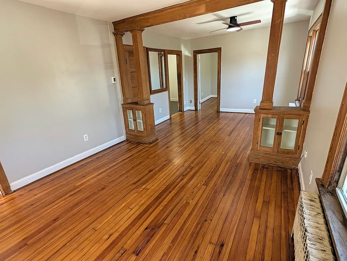2 bed, 840 sqft, $2,600 — Photo 3