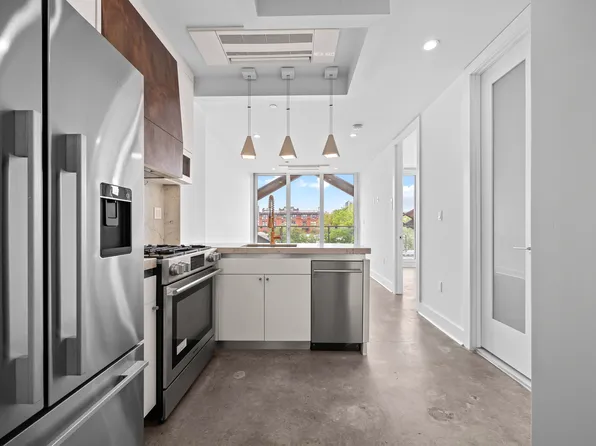 20 Melrose Street 4F image 15 of 16