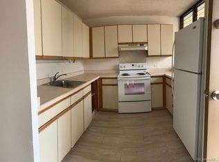2322 Fern St APT 404, Honolulu, HI 96826