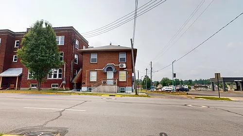 219 W Church St Photo 1