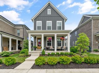 1969 Mulberry Ln, Lewis Center, OH 43035