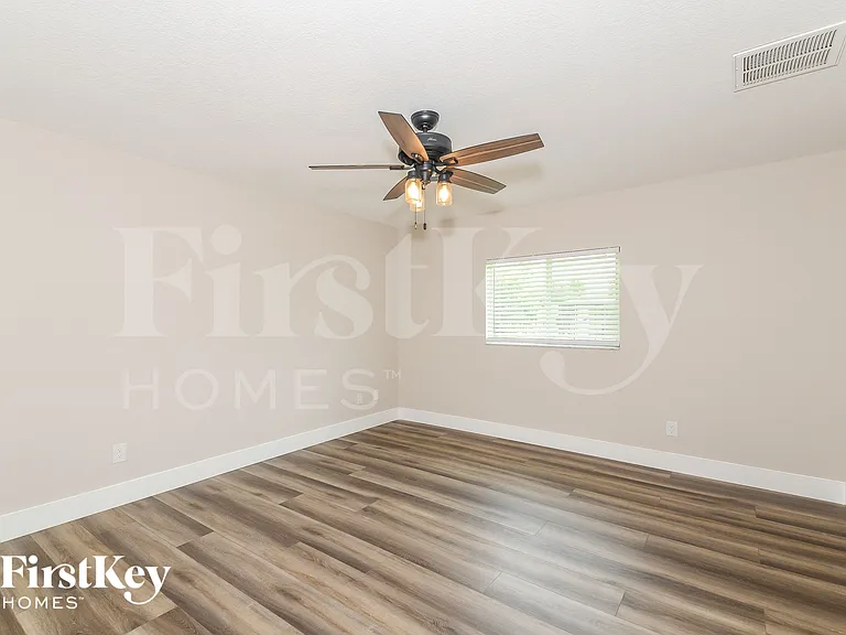 2670 Denicke St — Photo 9