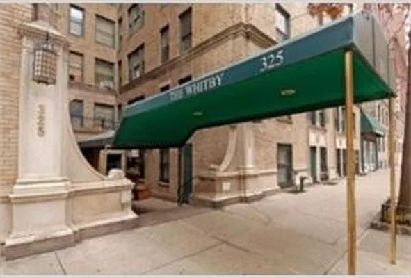 Rented by Douglas Elliman | media 7