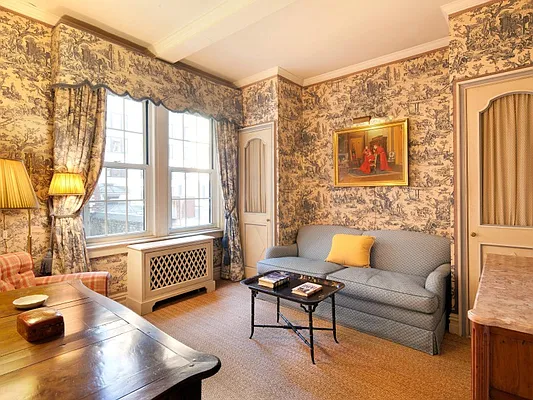 Sold by Sotheby's International Realty | media 30