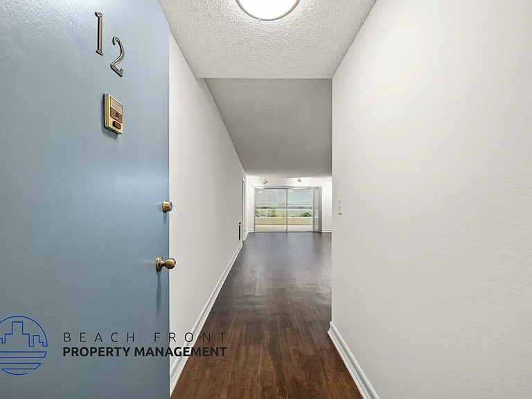 722 S. Broadway — Photo 11