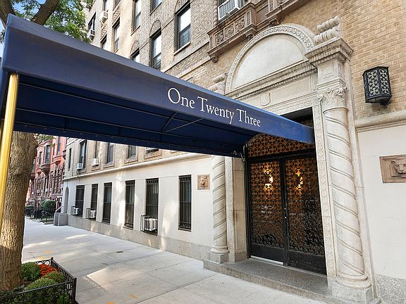 5th image of 123 W 93rd St APT 6A