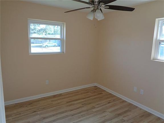 5th image of 5160 Evans Dr