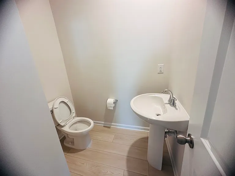 214 Hamptons Cove Rd — Photo 13