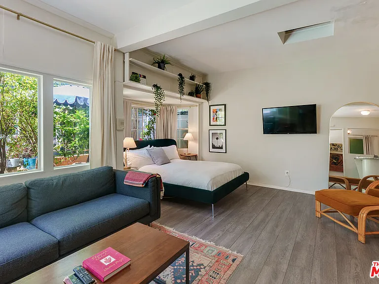 8998 Lloyd Pl — Photo 16