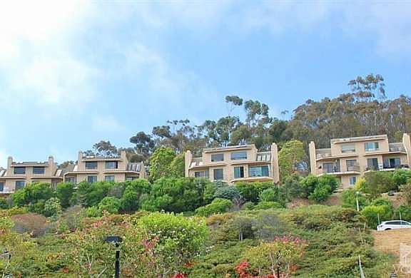 3rd image of 232 Ferro Dr