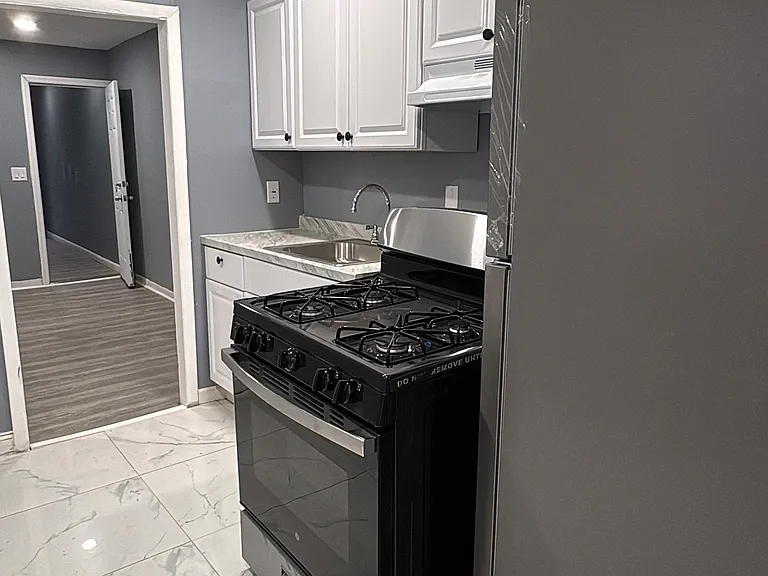 22 Belvidere St #2 — Photo 8