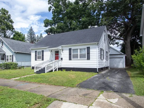 83 Newhall St, Springfield, MA 01109