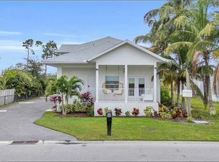 3204 Karen Dr, Naples, FL 34112