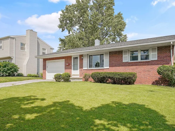 2617 Greenacre Dr, Findlay, OH 45840