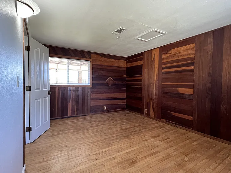 1268 Fernwood Dr — Photo 18