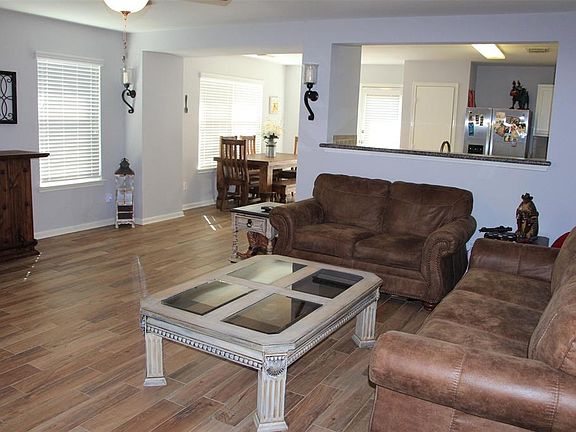 2nd image of 7927 Owl Ln