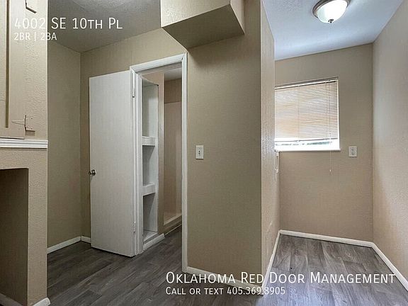 4th image of 4002 SE 10th Pl