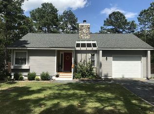 1375 Longleaf Dr E, Pinehurst, NC 28374