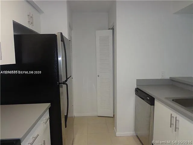 540 S Park Rd #159 — Photo 3