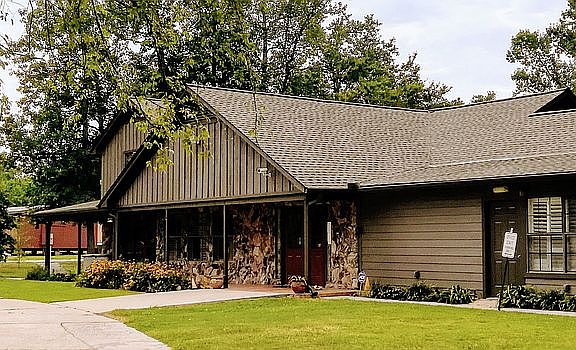 3rd image of 9522 Carraway Ln