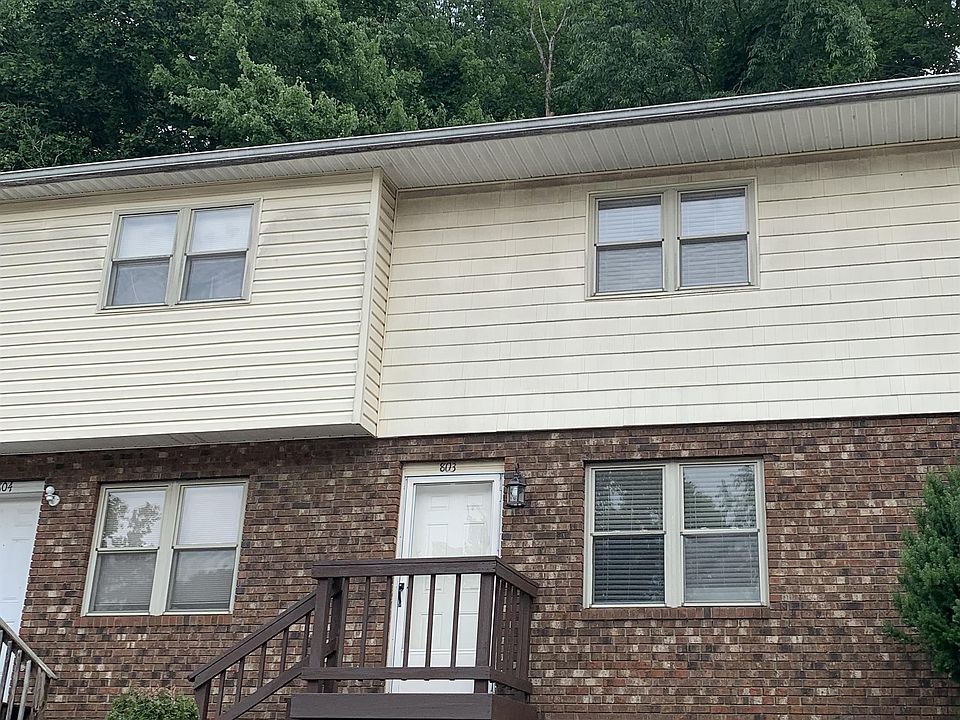 803 Hamlet Way front