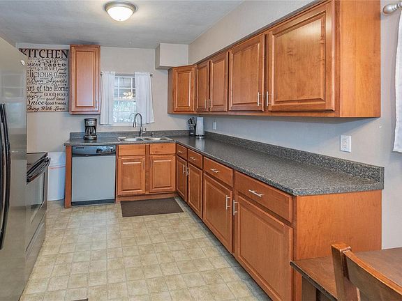 2nd image of 2711 Idaho Ave