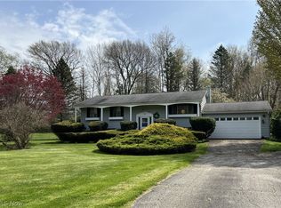 4270 Creek Rd, Conneaut, OH 44030