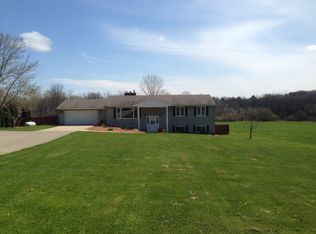 6690 Kenowa Ave SW, Grandville, MI 49418