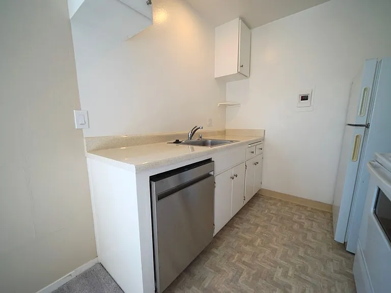 202 Samson — Photo 13