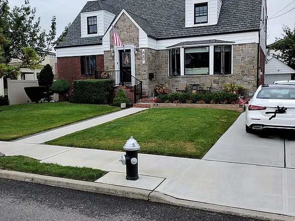 447 Beach 140 St, Far Rockaway, NY 11694