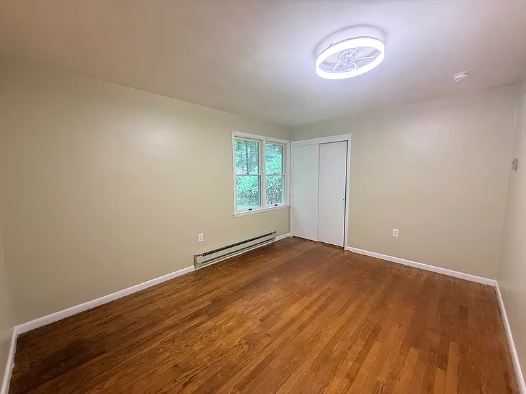 5460 Ten Oaks Rd — Photo 11